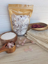 Load image into Gallery viewer, Rose & Rose Quartz Crumbled Bath Bomb Bath Soak