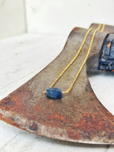 Load image into Gallery viewer, Birthstone Necklace - September - Sapphire