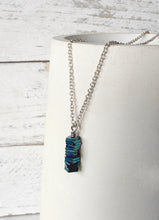 Load image into Gallery viewer, Stacked Metal Disc Necklace
